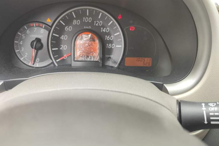 Used Nissan March 2010 1.5L Manual E-Xuan Edition Odometer Close Up