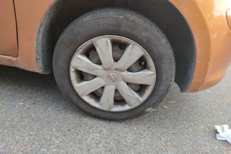Used Nissan March 2010 1.5L Automatic Easy-Style Version Right Front Wheel Hub
