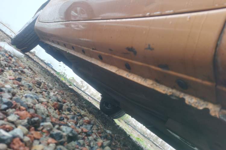 Used Nissan March 2010 1.5L Manual E-Xuan Edition Right Side Sill