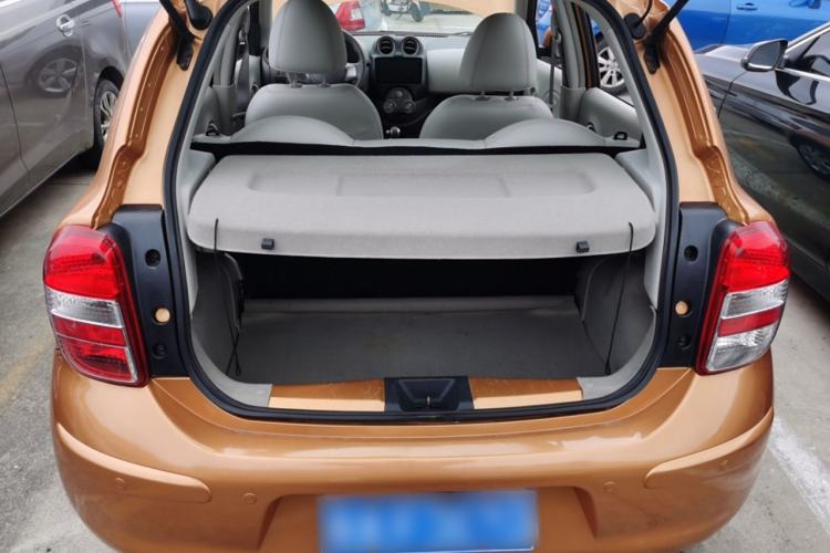 Used Nissan March 2010 1.5L Automatic Easy-Style Version Trunk