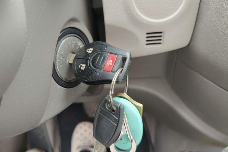 Used Nissan March 2010 1.5L Automatic Easy-Style Version Vehicle Key