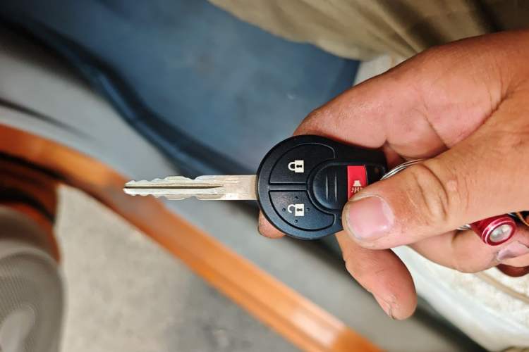 Used Nissan March 2010 1.5L Automatic Easy-Style Version Vehicle Key