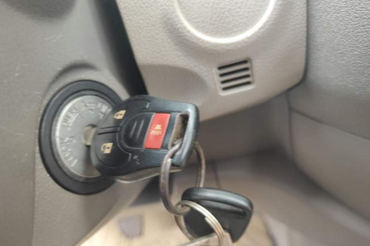 Used Nissan March 2010 1.5L Manual E-Xuan Edition Vehicle Key