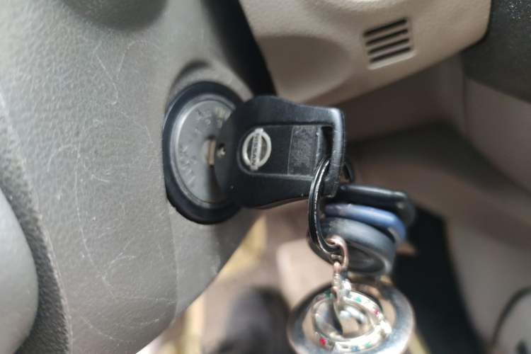 Used Nissan March 2010 1.5L Automatic Easy-Style Version Vehicle Key