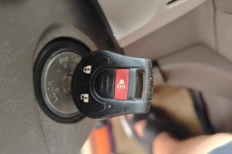 Used Nissan March 2010 1.5L Automatic Easy-Style Version Vehicle Key