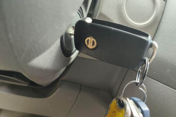 Used Nissan March 2010 1.5L Automatic Easy-Style Version Vehicle Key