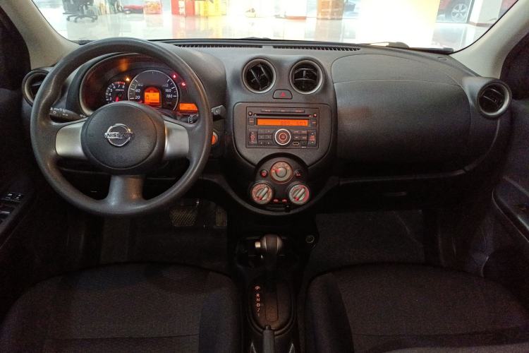 Used Nissan March 2015 1.5L Automatic Easy-Drive Edition Center Console