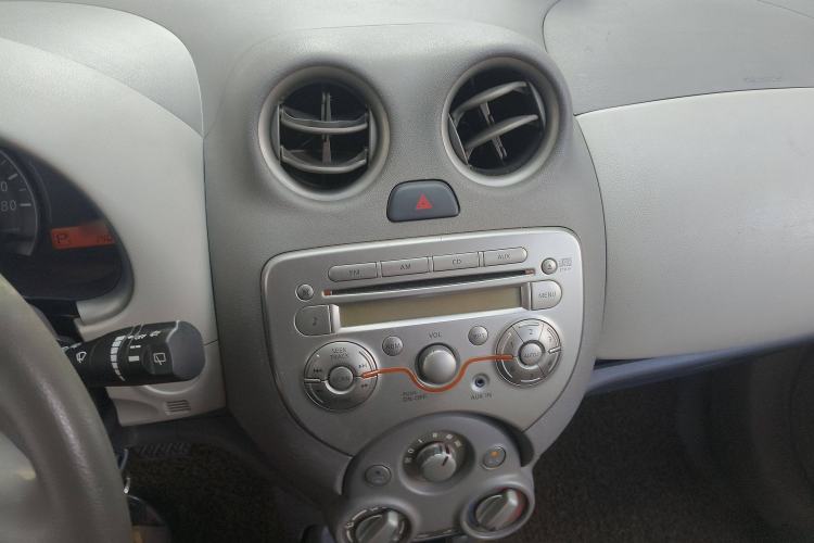 Used Nissan March 2015 1.5L Automatic Easy Edition Audio And AC Panel