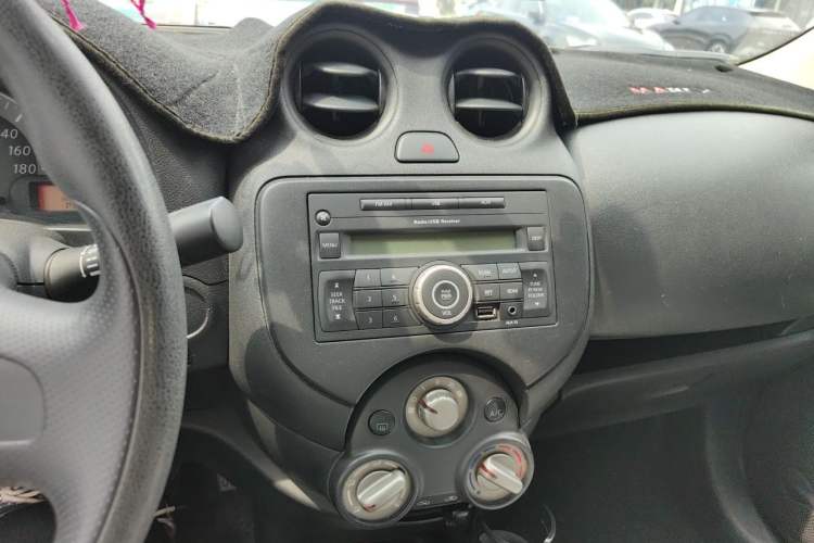Used Nissan March 2015 1.2L Manual Easy-Enjoy Version Audio And AC Panel