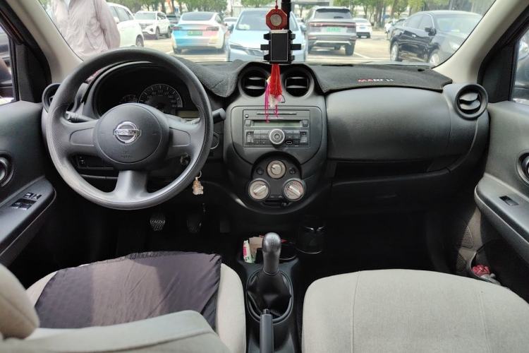 Used Nissan March 2015 1.2L Manual Easy-Enjoy Version Center Console