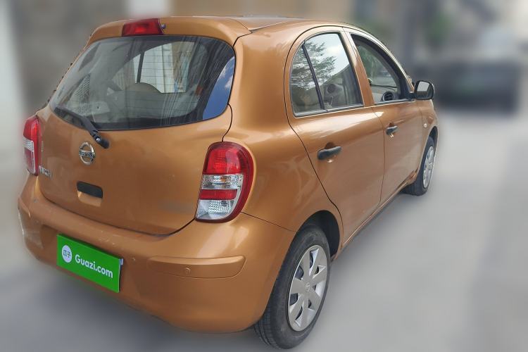 Used Nissan March 2015 1.5L Automatic Easy Edition Exterior 5