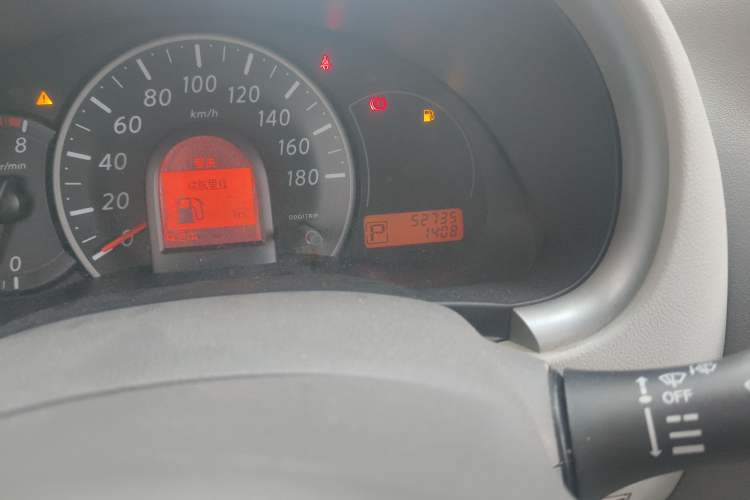 Used Nissan March 2015 1.5L Automatic Easy Edition Odometer Close Up