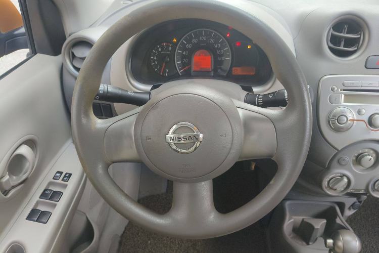 Used Nissan March 2015 1.5L Automatic Easy Edition Steering Wheel