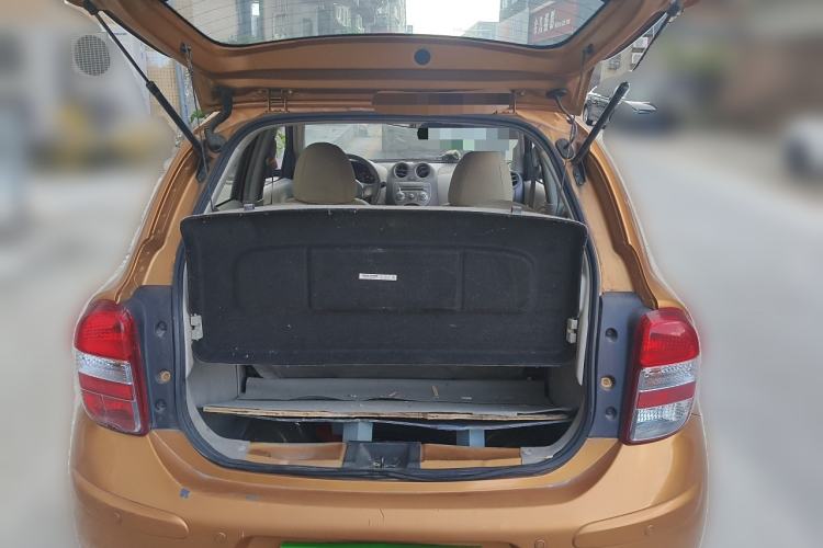 Used Nissan March 2015 1.5L Automatic Easy Edition Trunk