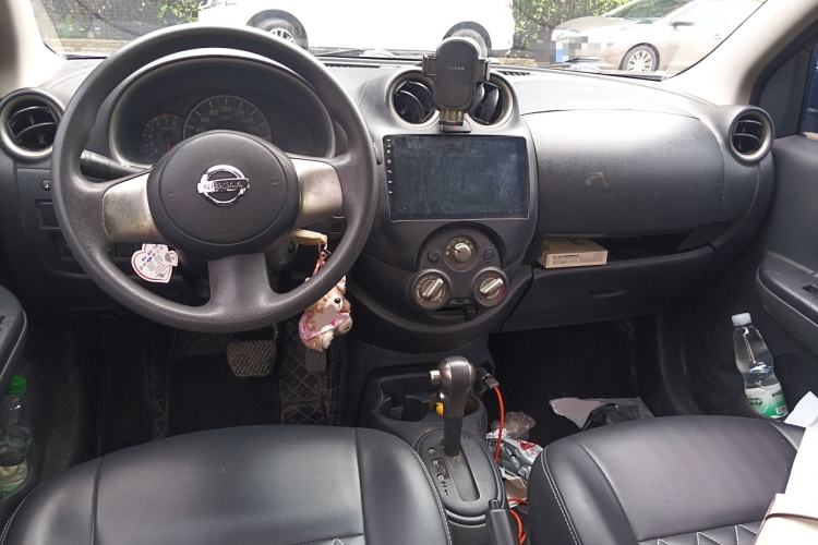 Used Nissan March 2015 1.5L Automatic E-Xuan Edition Center Console