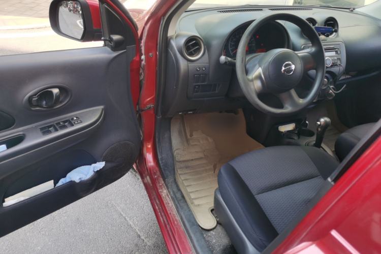 Used Nissan March 2015 1.5L Automatic E-Xuan Edition Driver Seat