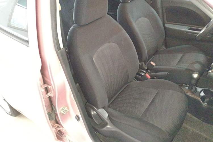 Used Nissan March 2015 1.5L Automatic Easy-Drive Edition Right Front Seat