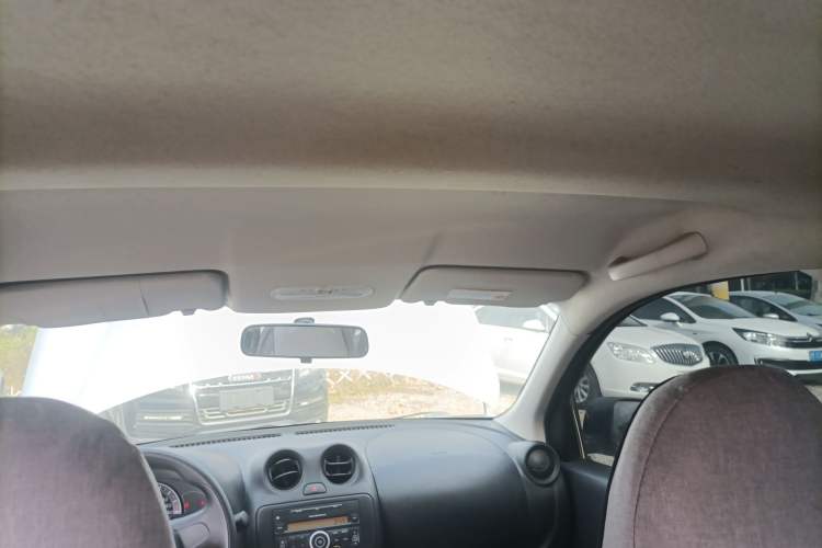 Used Nissan March 2015 1.5L Automatic Easy Edition Headliner