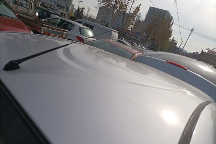 Used Nissan March 2015 1.5L Automatic Easy Edition Roof