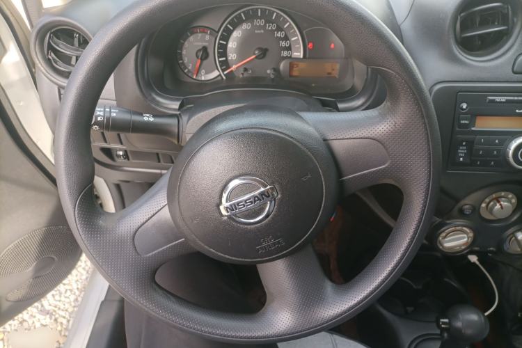 Used Nissan March 2015 1.5L Automatic Easy Edition Steering Wheel