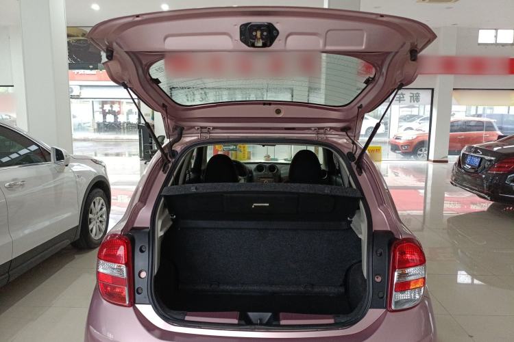 Used Nissan March 2015 1.5L Automatic Easy-Drive Edition Trunk