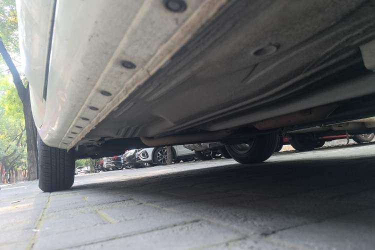 Used Nissan March 2015 1.5L Automatic E-Xuan Edition Chassis Front Right