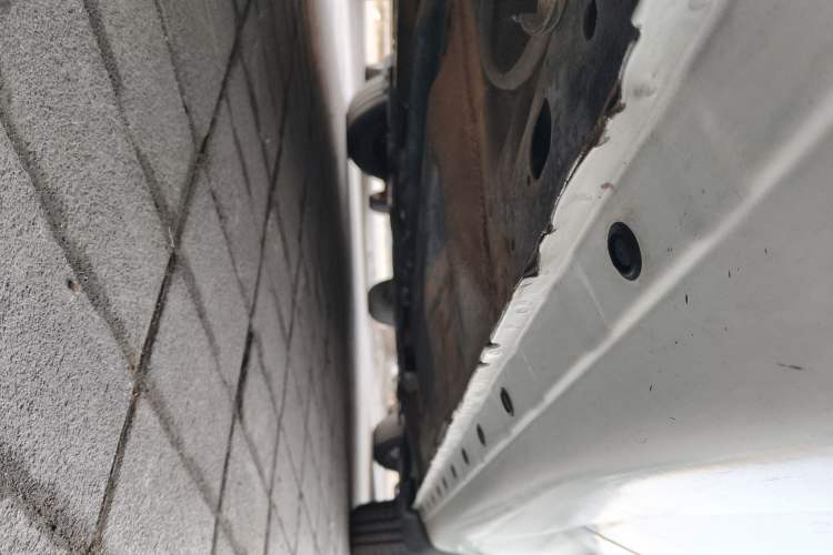 Used Nissan March 2015 1.5L Automatic E-Xuan Edition Chassis Rear Right