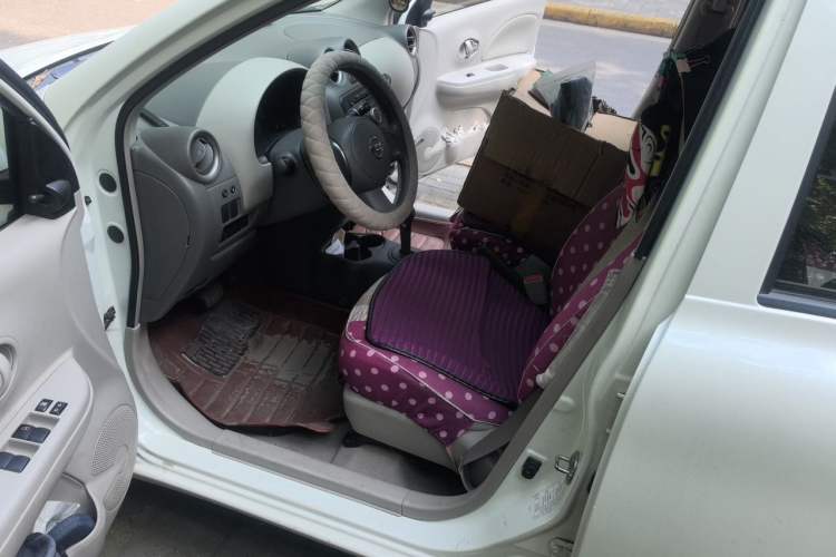 Used Nissan March 2015 1.5L Automatic E-Xuan Edition Driver Seat