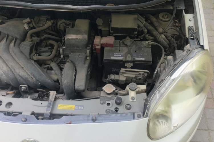 Used Nissan March 2015 1.5L Automatic E-Xuan Edition Engine Bay Left