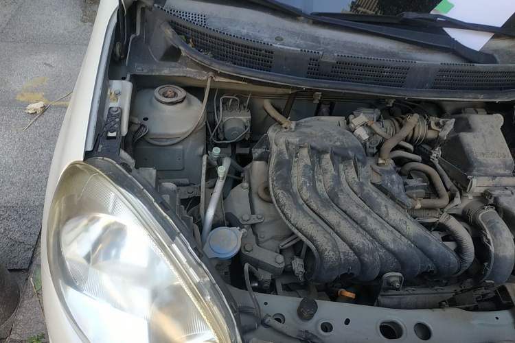 Used Nissan March 2015 1.5L Automatic Easy Edition Engine Bay Right