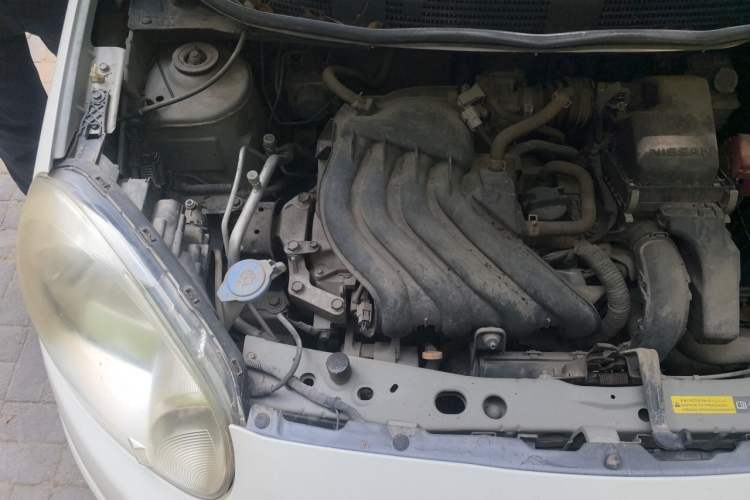 Used Nissan March 2015 1.5L Automatic E-Xuan Edition Engine Bay Right
