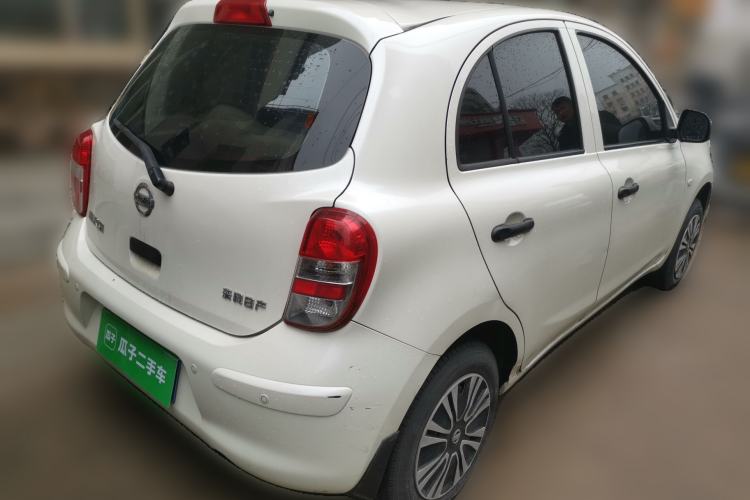 Used Nissan March 2015 1.5L Automatic E-Xuan Edition Exterior 5