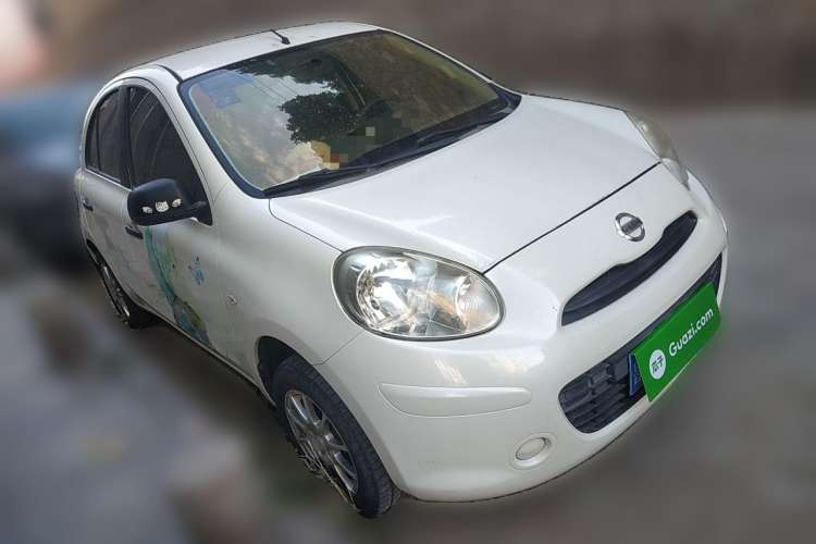 Used Nissan March 2015 1.5L Automatic Easy Edition Front Right 45 Deg