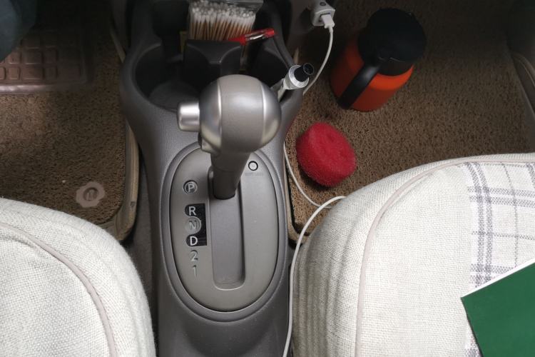 Used Nissan March 2015 1.5L Automatic E-Xuan Edition Gear Lever