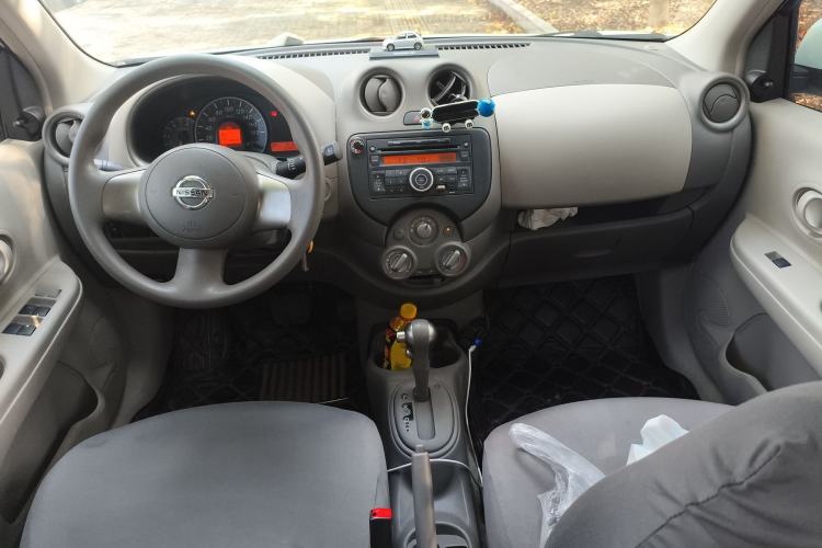 Used Nissan March 2015 1.5L Automatic E-Xuan Edition Interior 2