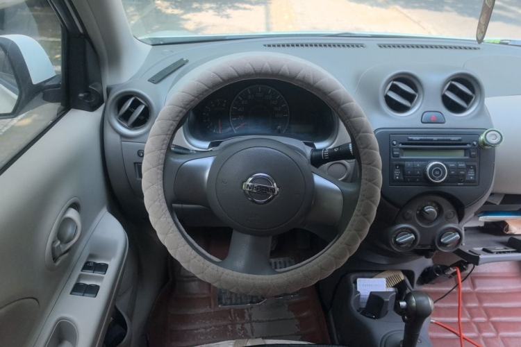 Used Nissan March 2015 1.5L Automatic E-Xuan Edition Steering Wheel