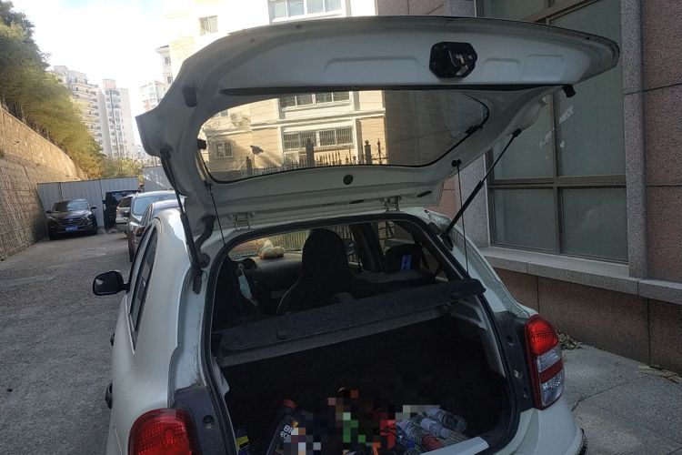 Used Nissan March 2015 1.5L Automatic Easy Edition Trunk
