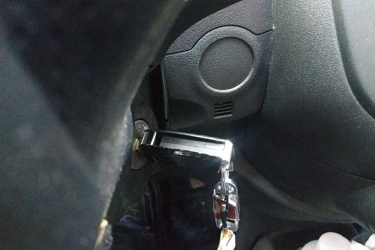 Used Nissan March 2015 1.5L Automatic Easy Edition Vehicle Key