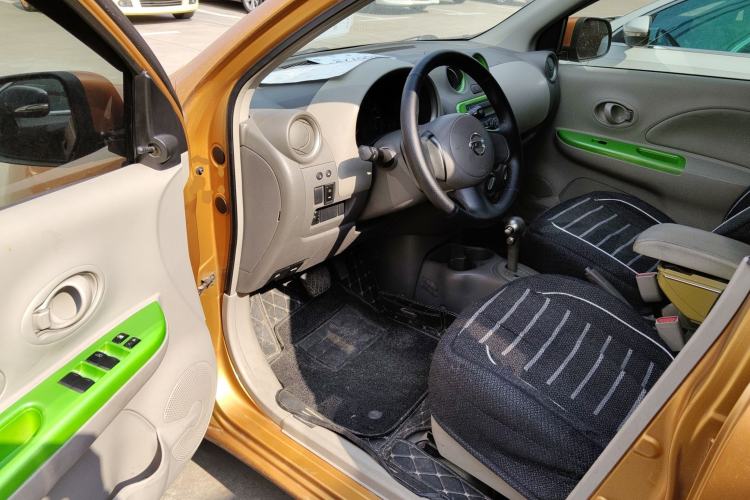 Used Nissan March 2015 1.5L Automatic E-Xuan Edition Driver Seat