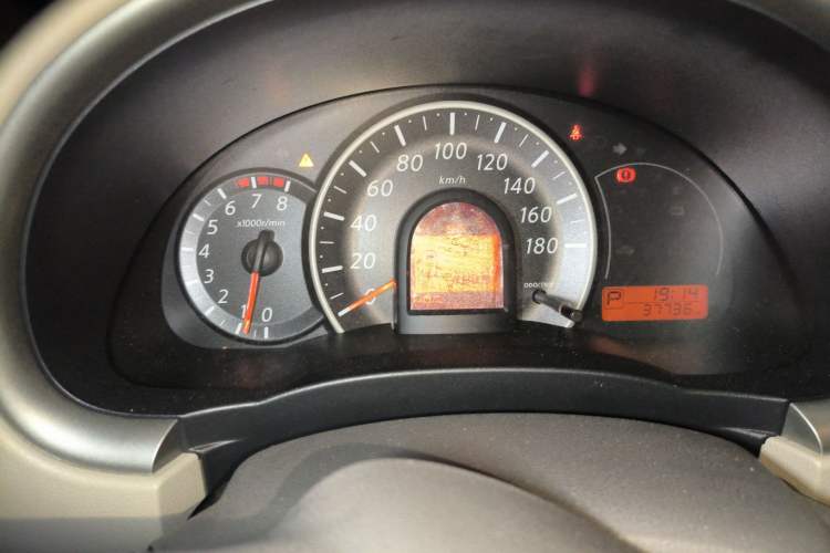 Used Nissan March 2015 1.5L Automatic E-Xuan Edition Instrument Cluster