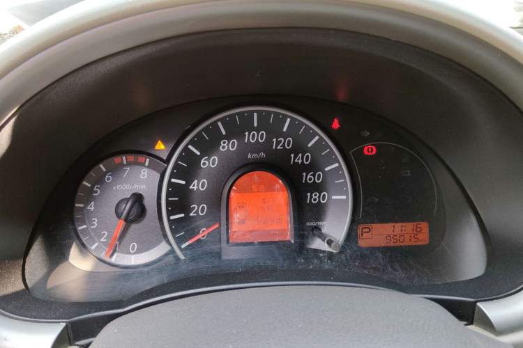 Used Nissan March 2015 1.5L Automatic E-Xuan Edition Instrument Cluster