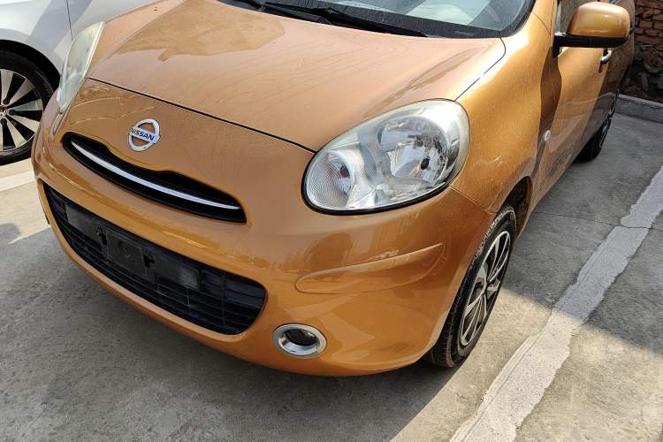 Used Nissan March 2015 1.5L Automatic E-Xuan Edition Left Front Headlight
