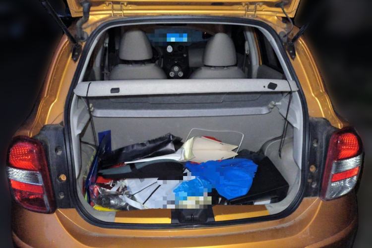 Used Nissan March 2015 1.5L Automatic E-Xuan Edition Trunk