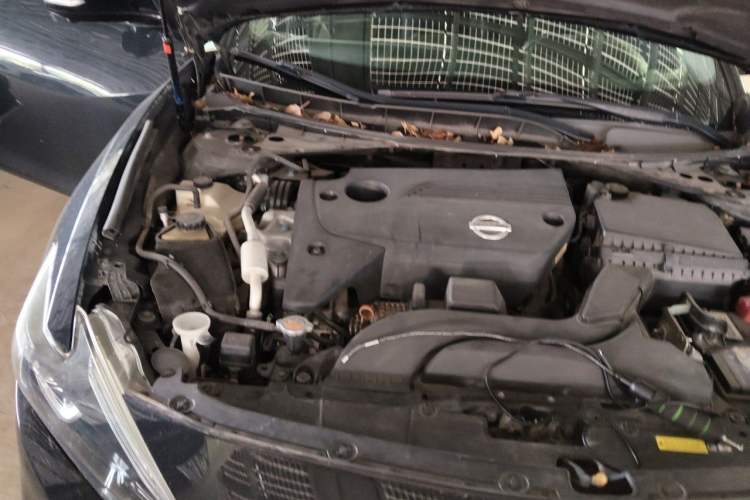Used Nissan Maxima 2016 2.5L XV Ultimate Edition Engine Bay Right