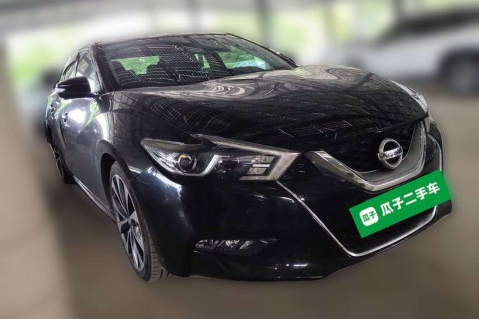 Used Nissan Maxima 2016 2.5L XV Ultimate Edition Front Right 45 Deg