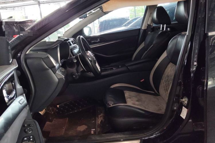 Used Nissan Maxima 2016 2.5L XV Ultimate Edition Left Front Seat
