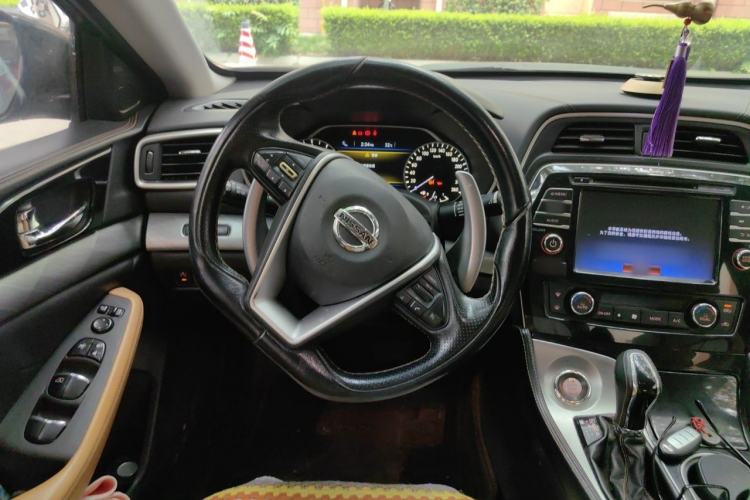 Used Nissan Maxima 2016 2.5L XL Luxury Edition Steering Wheel