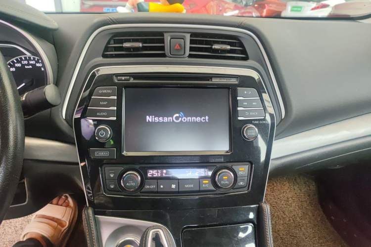 Used Nissan Maxima 2016 2.5L XL Luxury Edition Audio And AC Panel