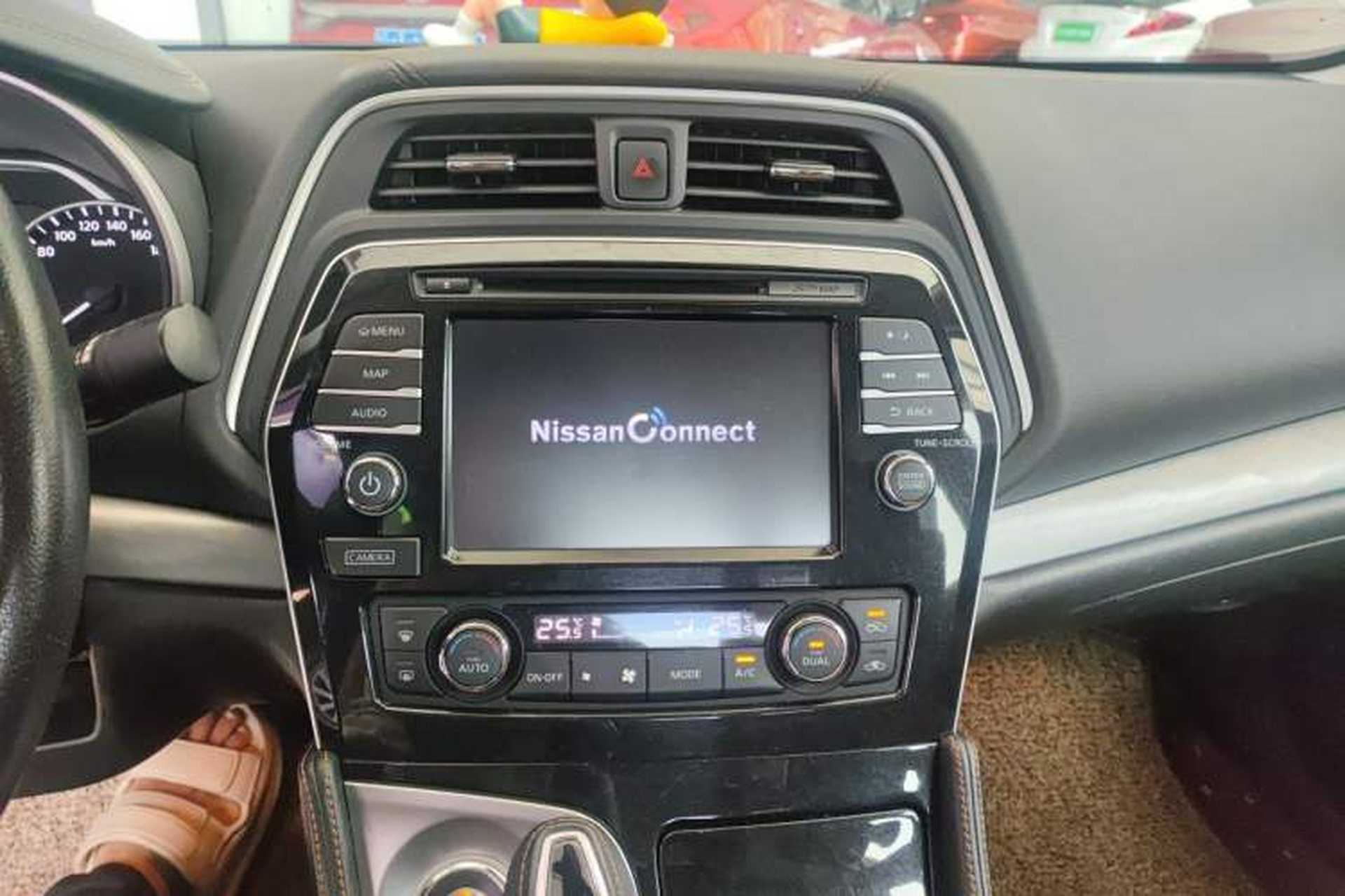 Used Nissan Maxima 2016 2.5L XL Luxury Edition Audio And AC Panel