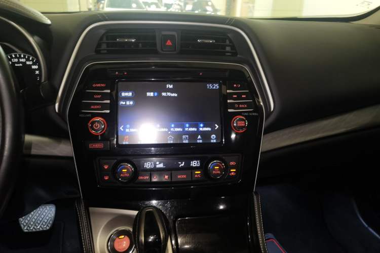 Used Nissan Maxima 2016 2.5L XL Luxury Edition Audio And AC Panel